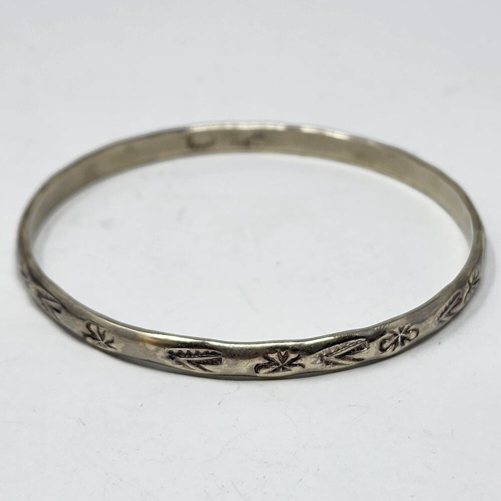 Sterling Silver 925 Vintage Antique Native American Engraved Bangle Bracelet - Picture 9 of 9